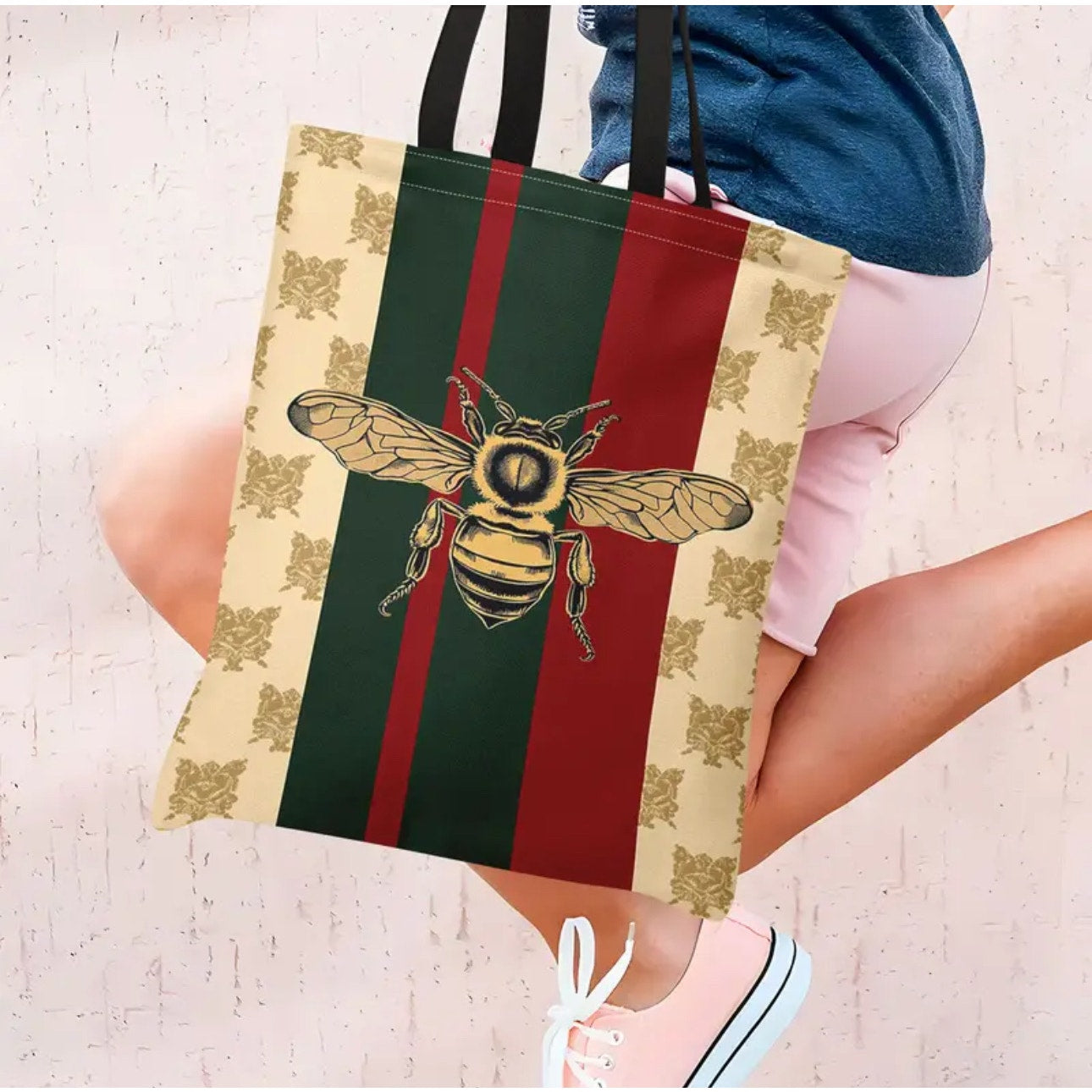 PURSE: Beige, Green, & Red Canvas Tote w/Bee Design, NWOT