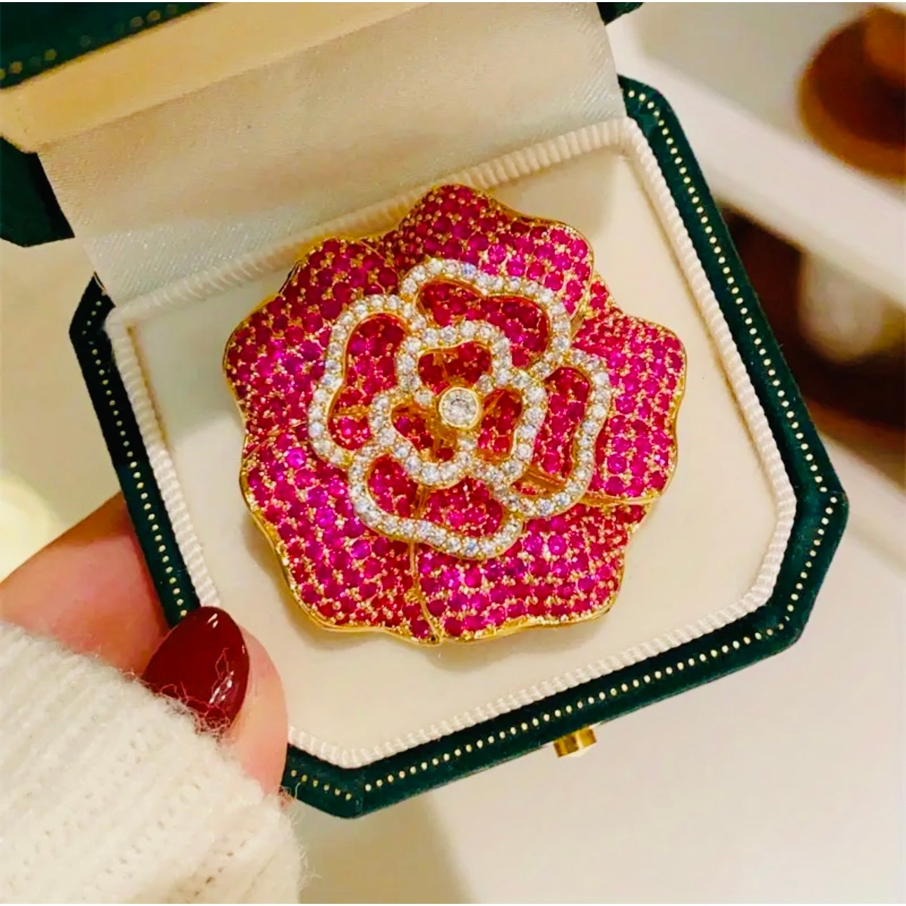 BROOCH: Vintage Style Elegant Pink & White Camellia 3D Pin w/Sparkling Gemstones