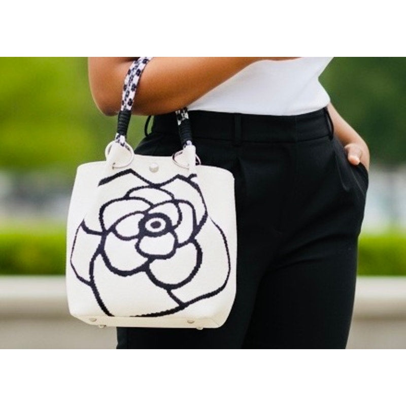 PURSE: White & Black Floral Polyester Shoulder Bag w/Magnetic Closure, NWOT