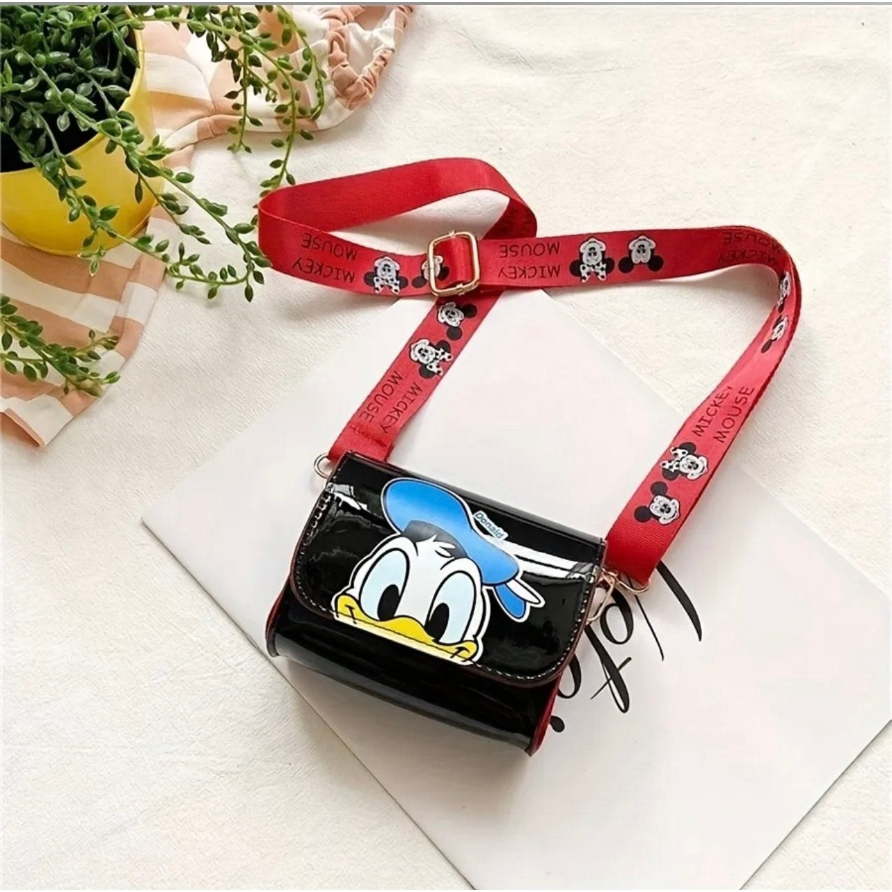 KIDS/MINI PURSE: Disney Donald Duck Black Faux Leather Shoulder Bag, NWOT