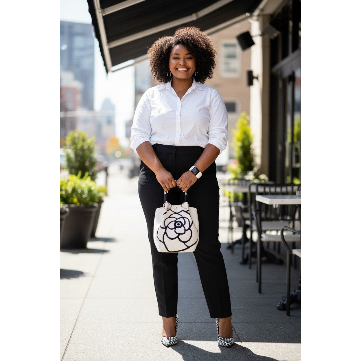 PURSE: White & Black Floral Polyester Shoulder Bag w/Magnetic Closure, NWOT