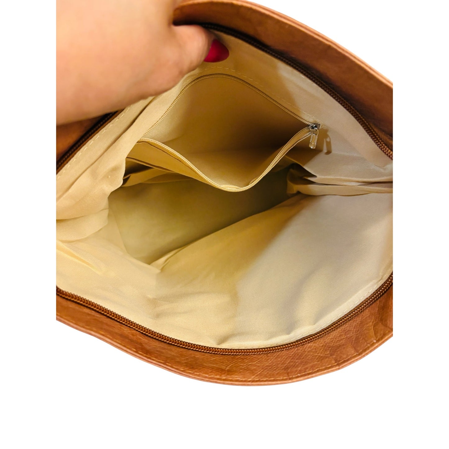 PURSE: Mustard/Yellowish-Brown & White Crossbody w/Wide Strap, Dustbag, NWOT