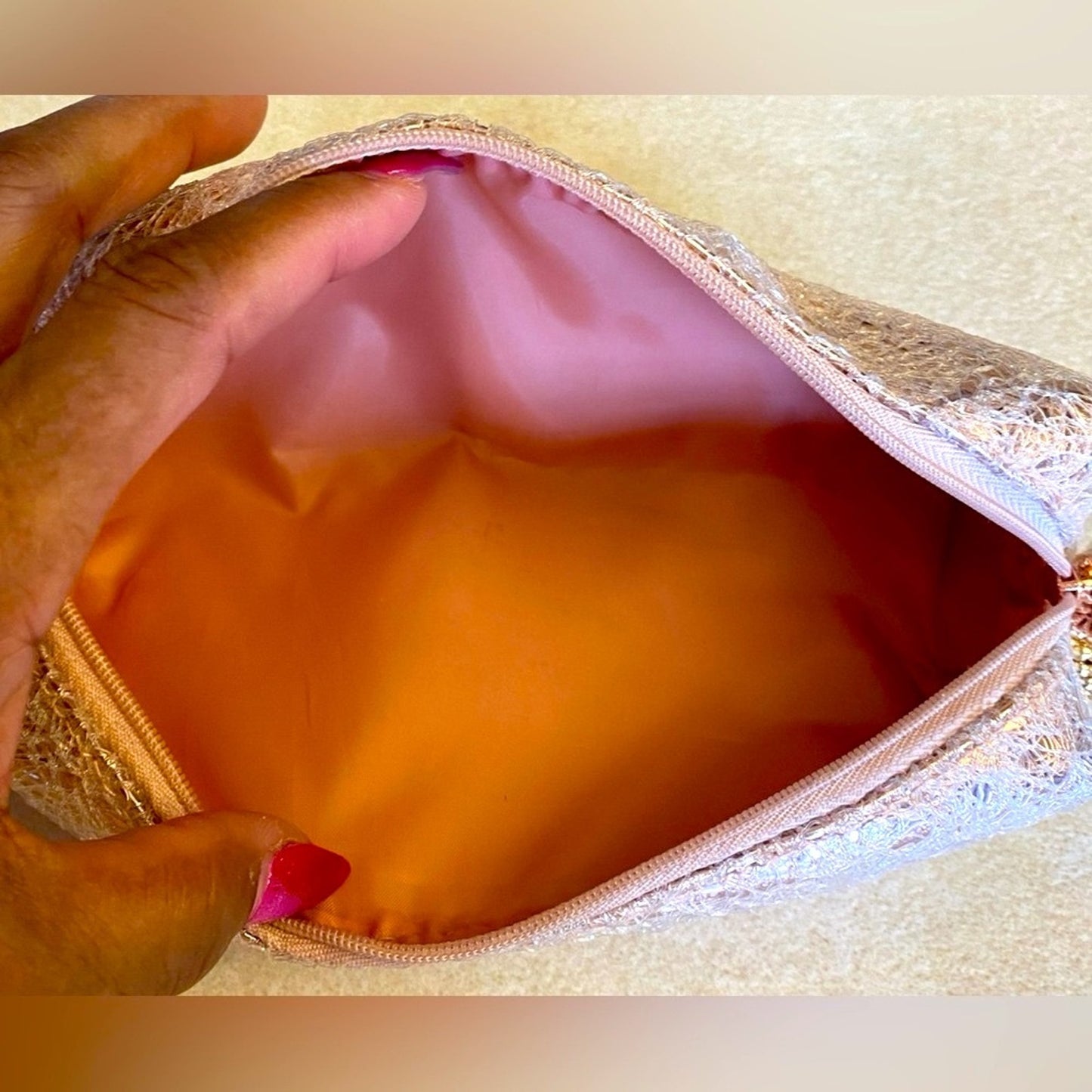 MAC 2017 Holiday Collection Cosmetics Snowball Lip Bag, EUC