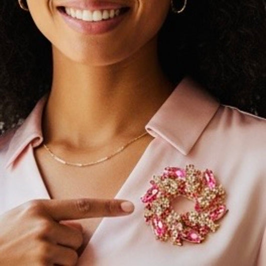 BROOCH: Vintage Style Elegant Pink Gold Tone, & White 3D Pin w/Sparkling Gemstones, NIP