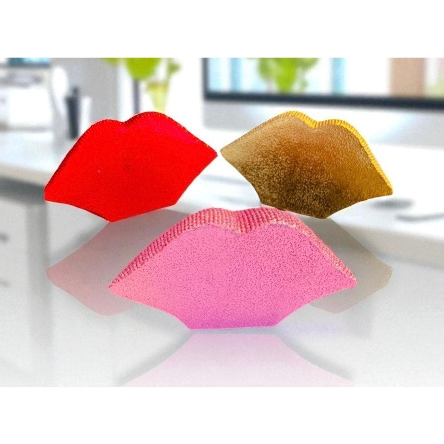 1 PC DECOR: Red Glitter Beaded Resin Textured Lips Statue w/Sleek Finish, NIB