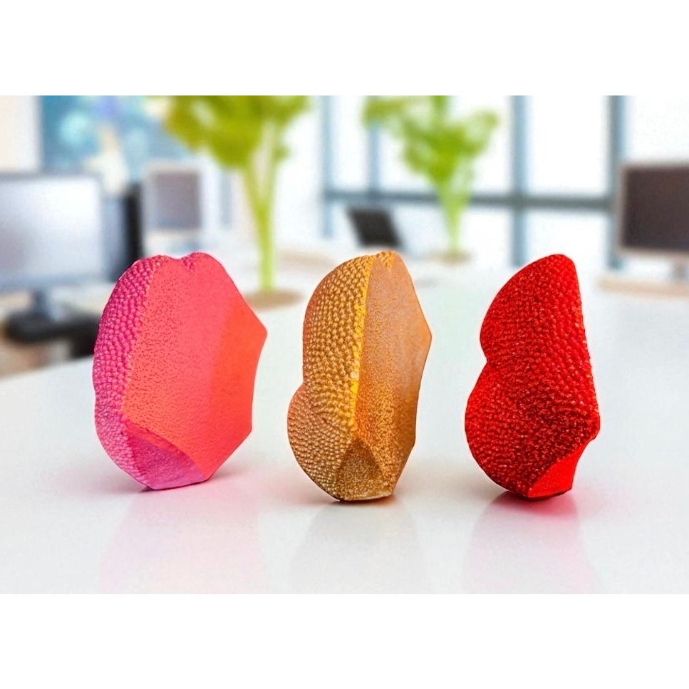 1 PC DECOR: Red Glitter Beaded Resin Textured Lips Statue w/Sleek Finish, NIB