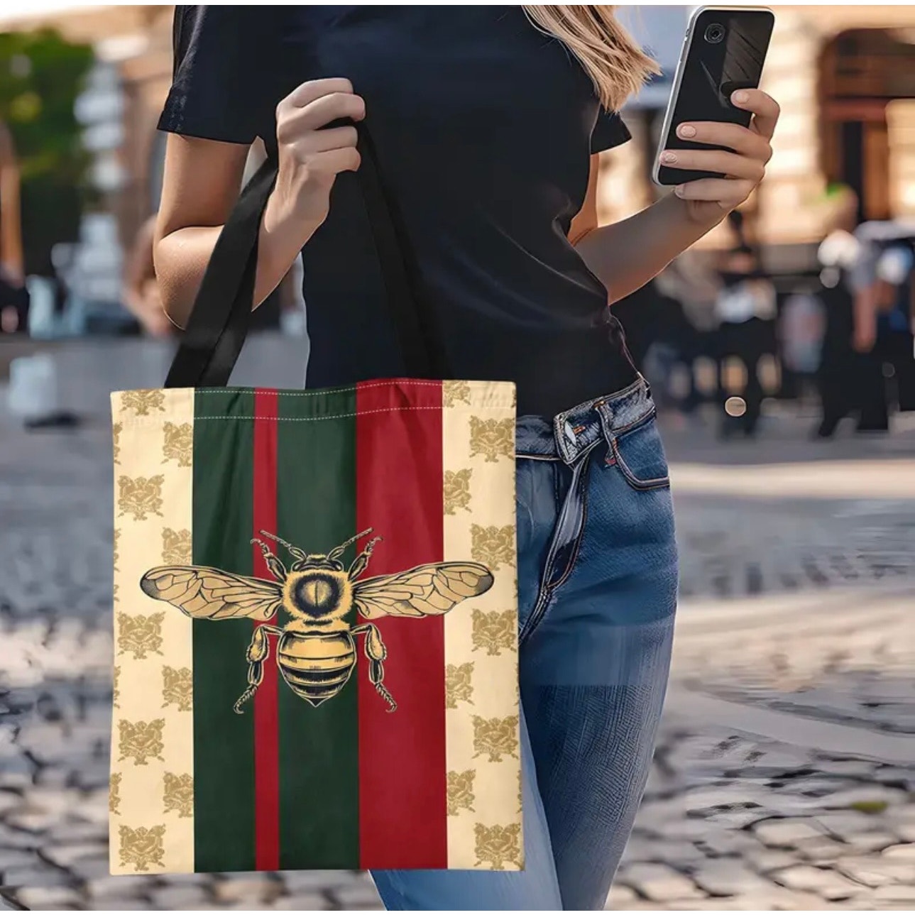 PURSE: Beige, Green, & Red Canvas Tote w/Bee Design, NWOT