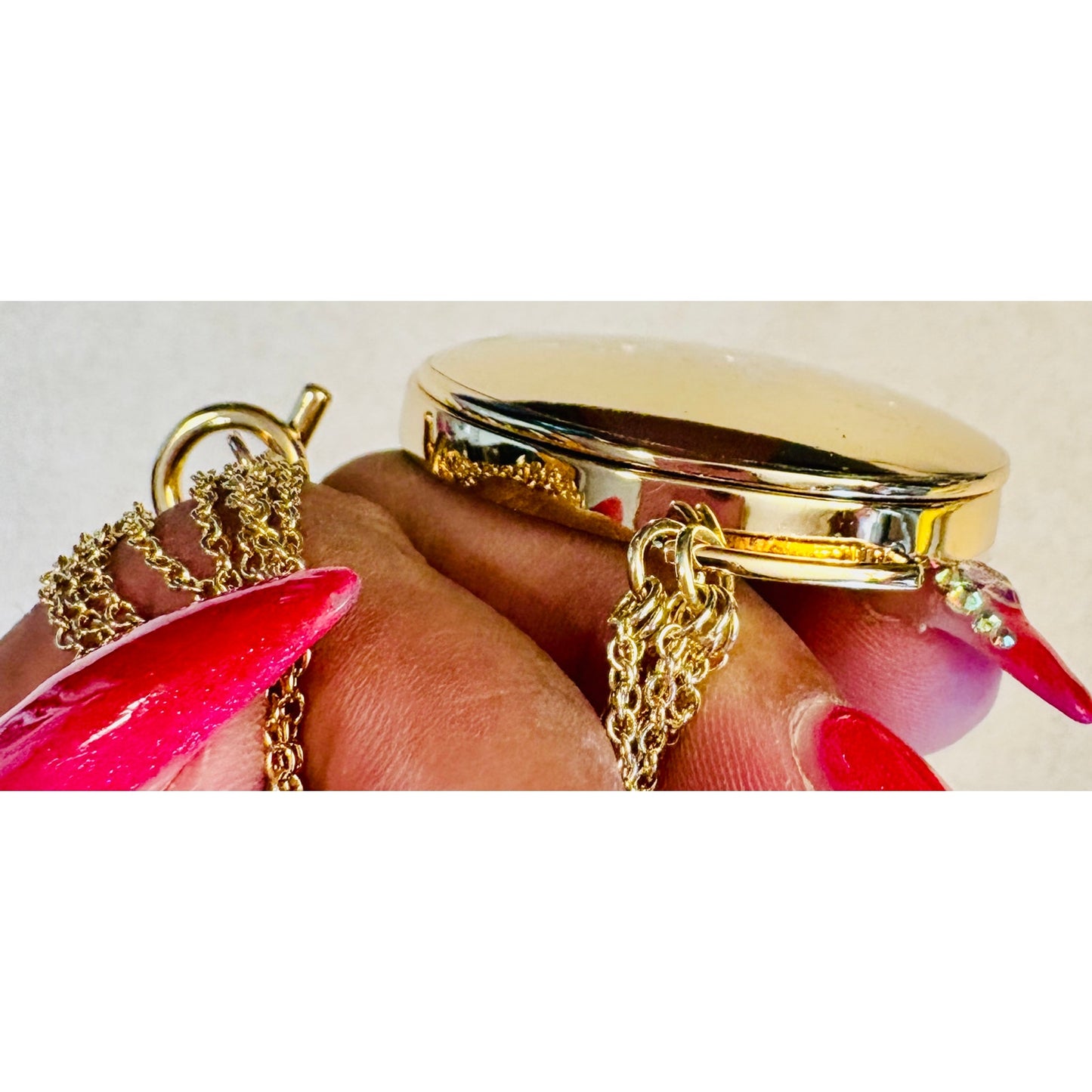 COMPACT MIRROR: j’adore DIOR Golden Tone w/Matching 3 Link Chain Wristlet, NWOT