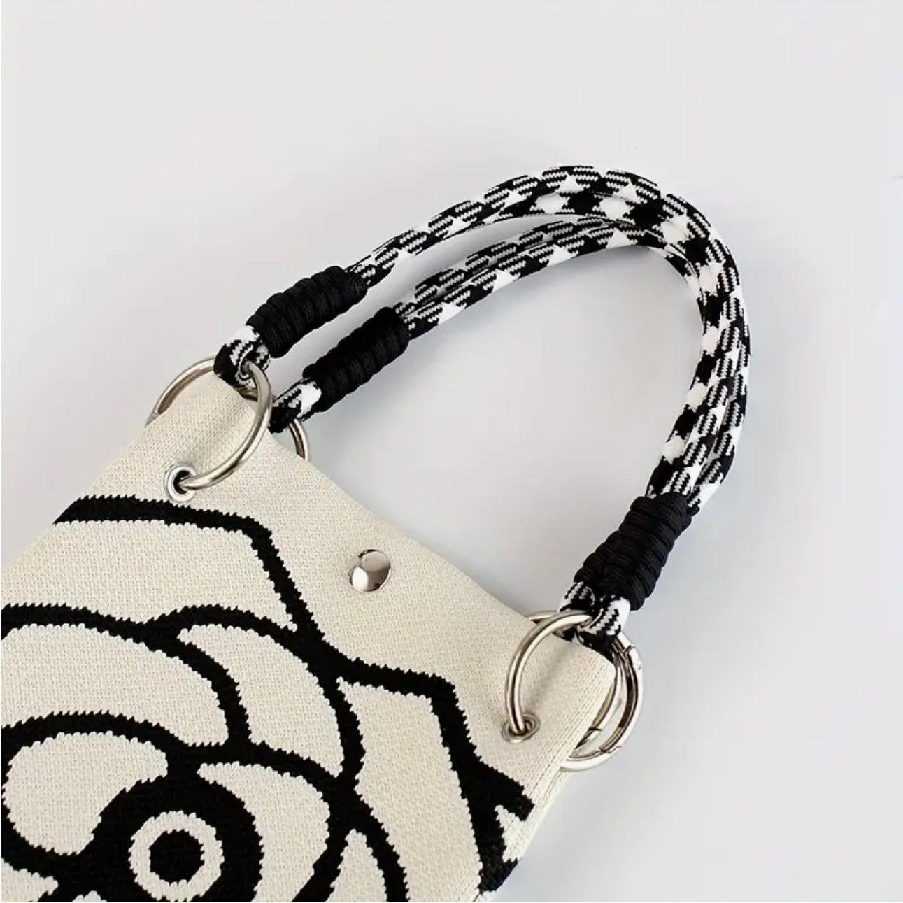 PURSE: White & Black Floral Polyester Shoulder Bag w/Magnetic Closure, NWOT