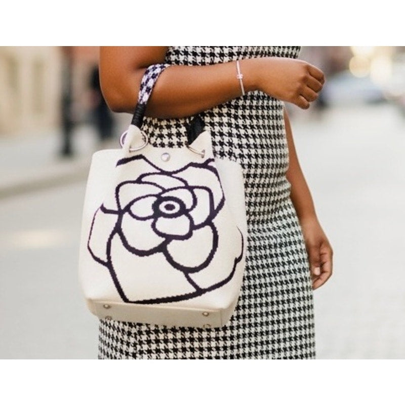 PURSE: White & Black Floral Polyester Shoulder Bag w/Magnetic Closure, NWOT